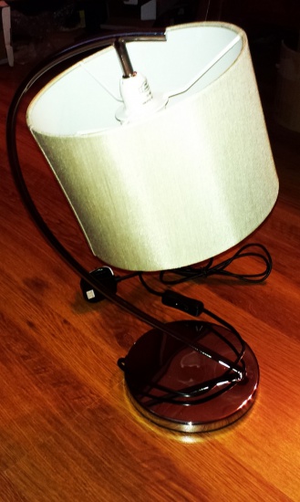 lampa stolowa nocna