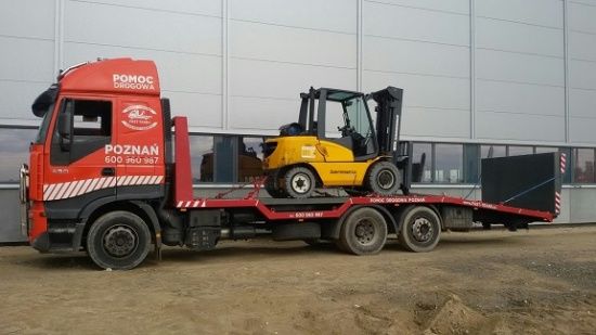 Transport wózków widłowych maszyn koparek Poznan